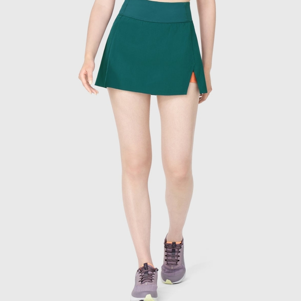 FWD. 'Push' Training Skort. Size Medium.